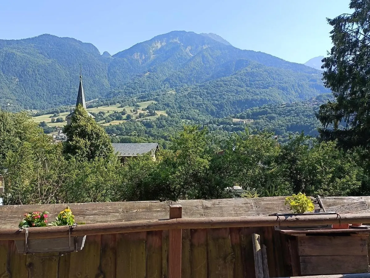 Appartement Avec Terrasse Et Parking Prive Grand-Aigueblanche Daire