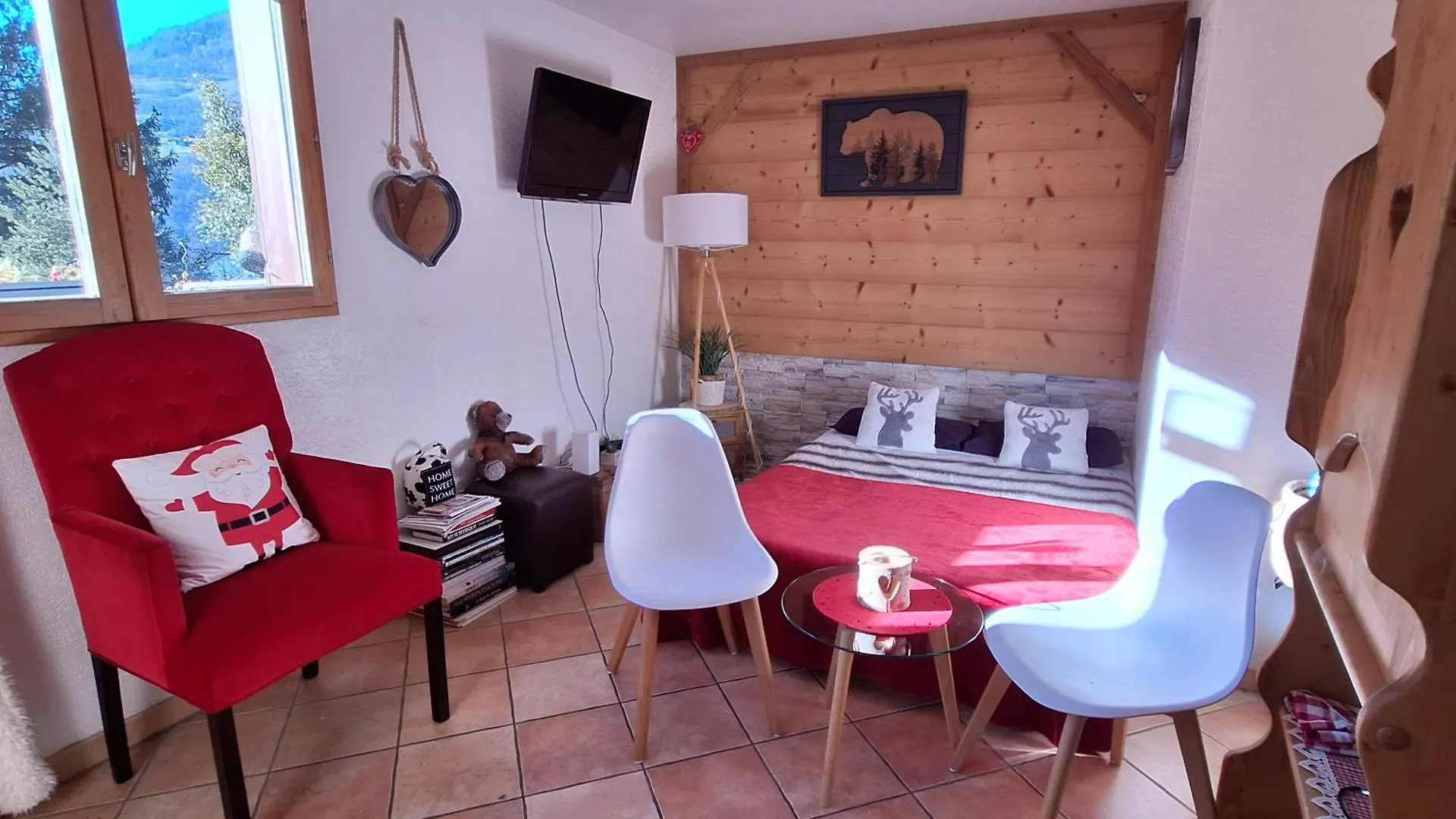 Appartement Avec Terrasse Et Parking Prive Grand-Aigueblanche